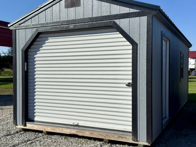 USED. $1,822 OFF NEW PRICE!!